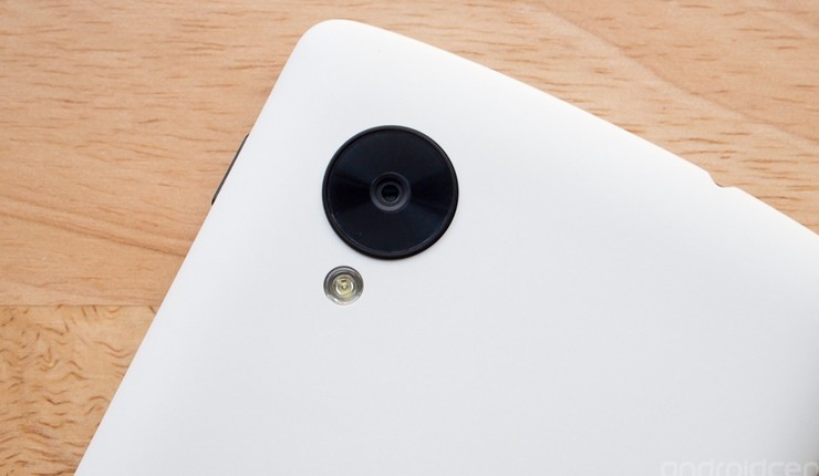 前黑后白熊猫机 谷歌Nexus 5白色真机图赏(3/7)