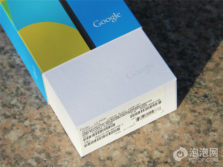 初尝安卓Kitkat 4.4 美版Nexus5开箱(4/21)