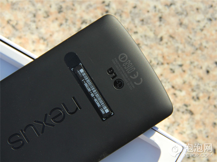 初尝安卓Kitkat 4.4 美版Nexus5开箱_12