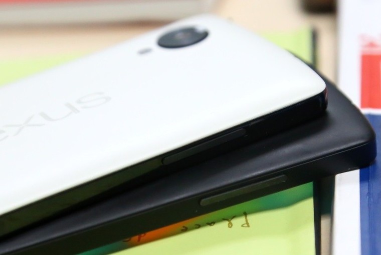 安卓4.4旗舰 谷歌Nexus5黑白双色对比图赏_9