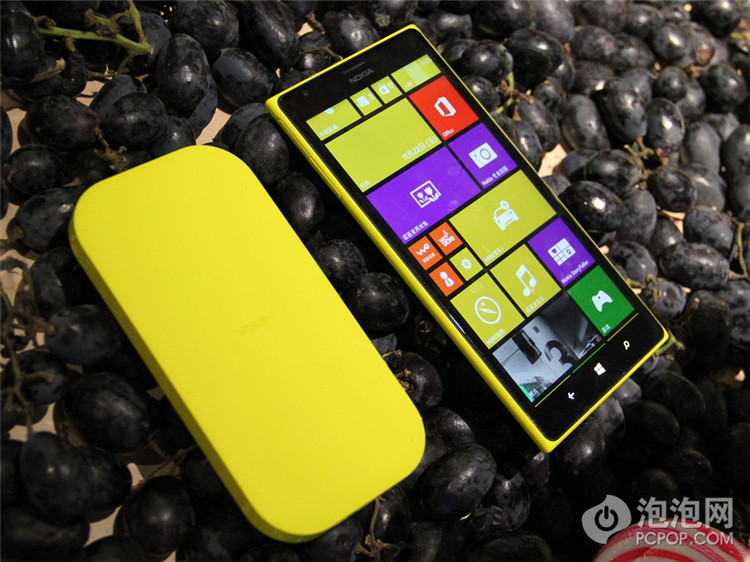 6寸巨屏/顶级四核 Lumia 1520真机实拍_16