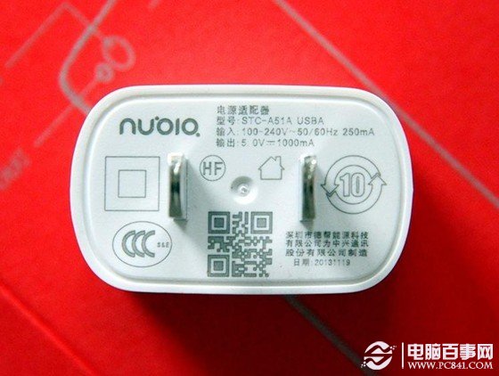 努比亚小牛2 Z5s mini充电插头细节图赏