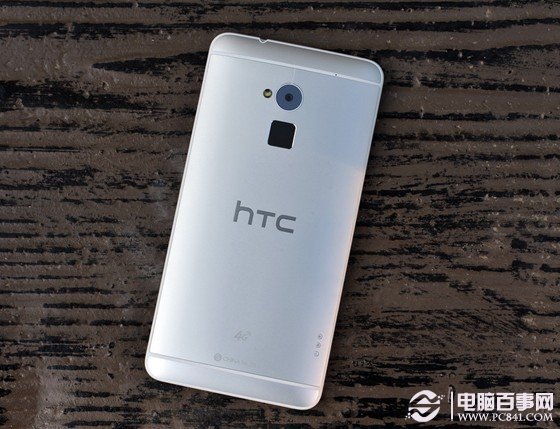 HTC One Max背面外观