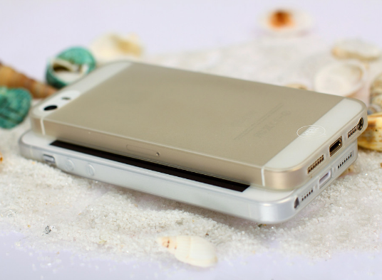 苹果iPhone5s多重防护透明保护壳图赏_9