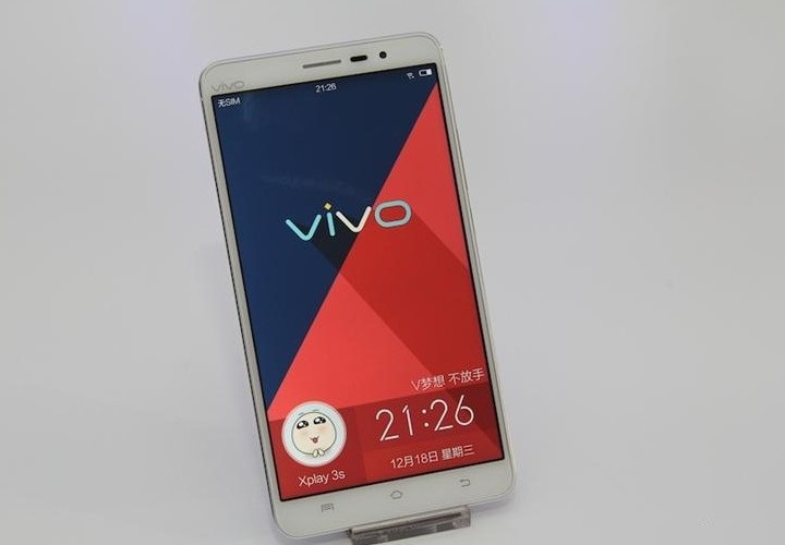 2K超清极致屏 Vivo Xplay3S手机图赏_1