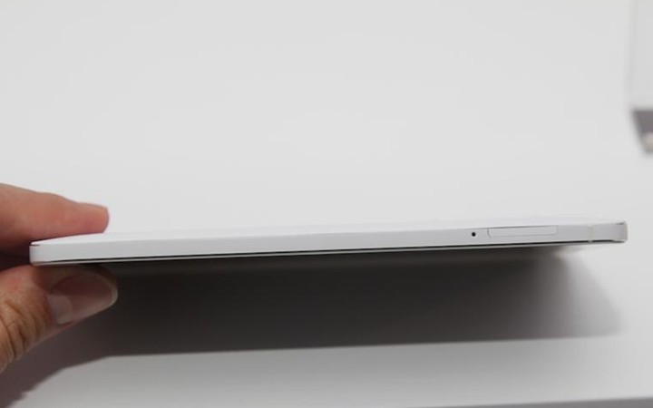 2K超清极致屏 Vivo Xplay3S手机图赏(5/13)