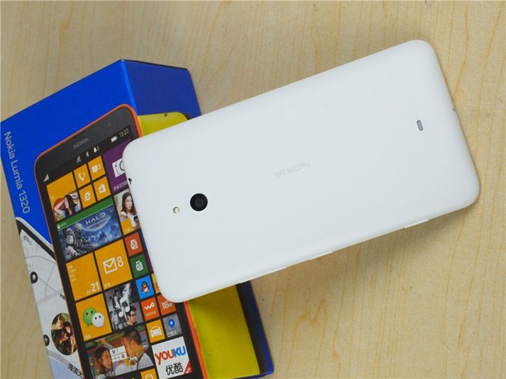 6英寸中端大屏 诺基亚Lumia 1320手机图赏_4