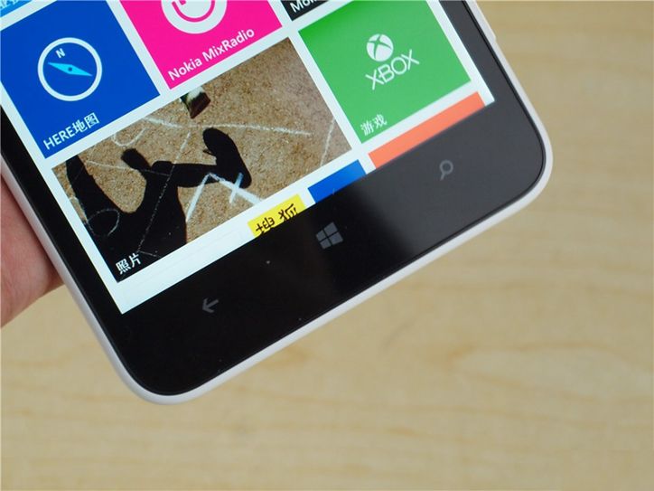 6英寸中端大屏 诺基亚Lumia 1320手机图赏(3/9)