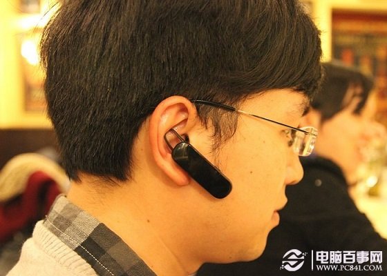 华为TalkBand B1可以当做蓝牙耳机使用