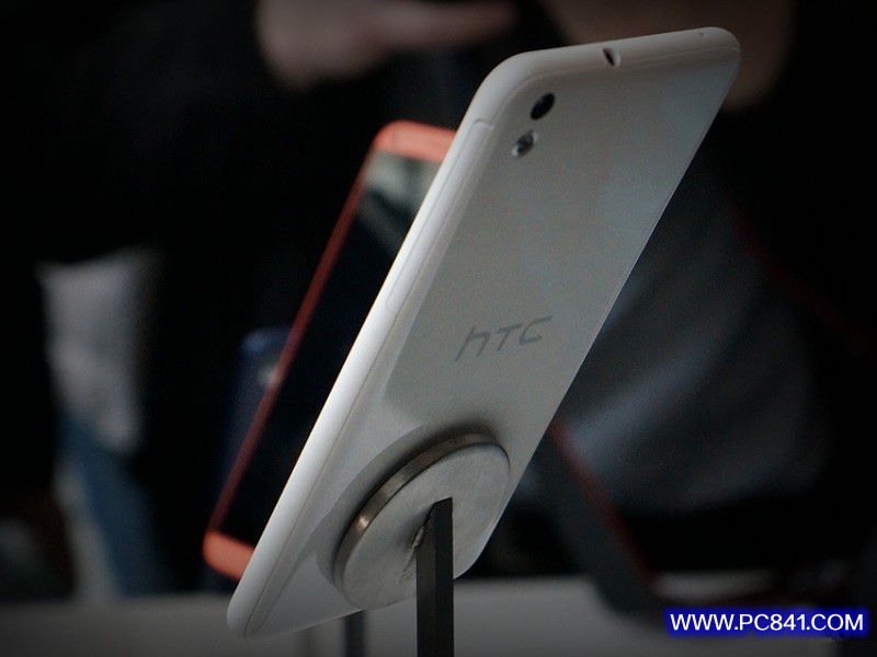 5.5英寸靓丽机身 HTC Desire 816手机图赏(9/10)