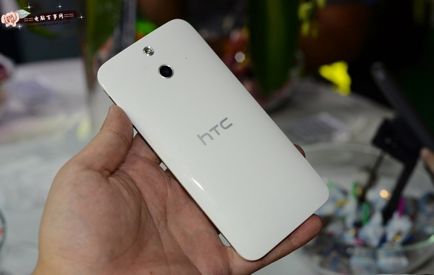 性价比无敌 HTC One时尚版手机图赏_2