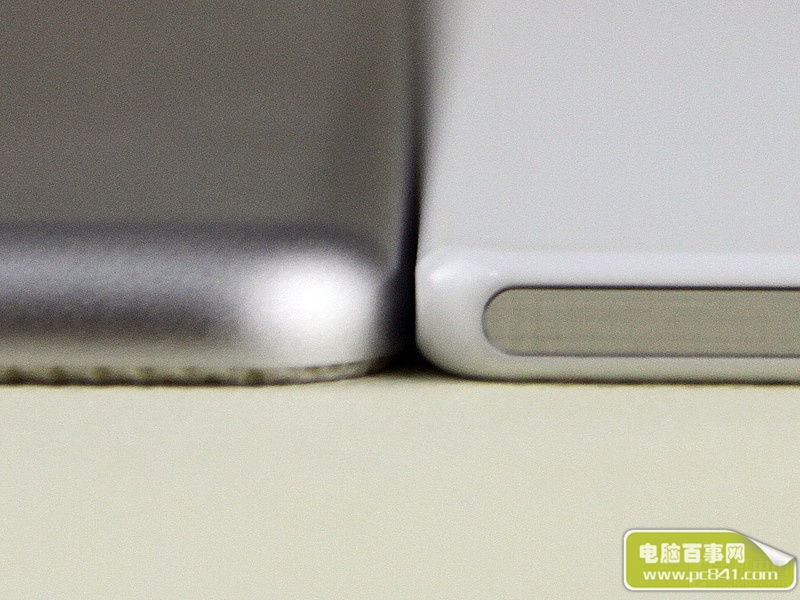 极致轻薄之争 索尼Z2对比iPad Air图赏(16/26)