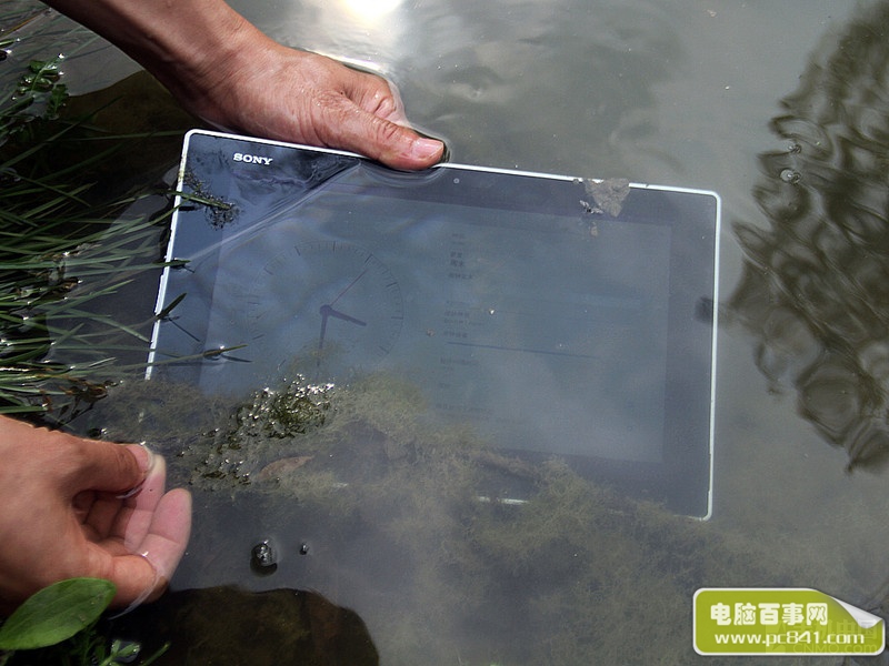 极致轻薄之争 索尼Z2对比iPad Air图赏(19/26)