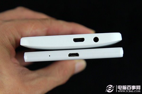 华为P7与HTC One时尚版底部外观对比