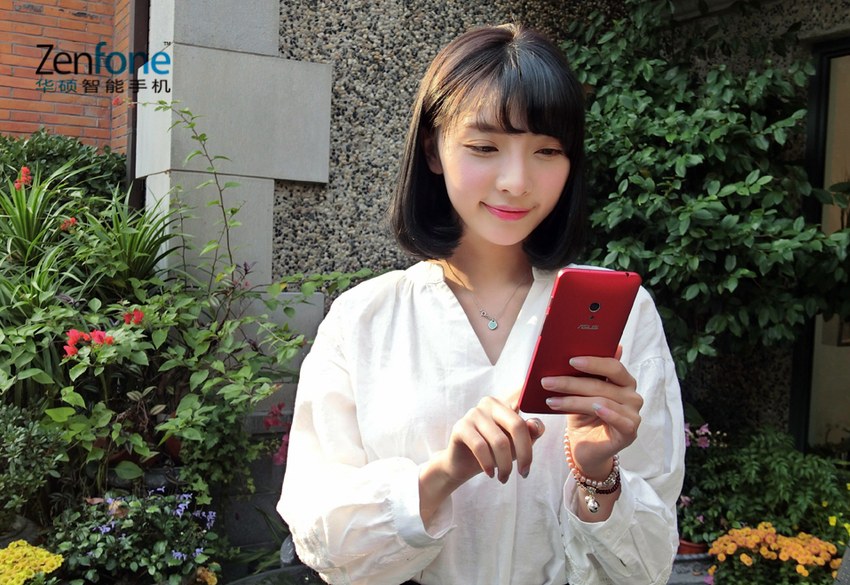 坚如磐石设计 华硕ZenFone5 4G版美女图赏_6