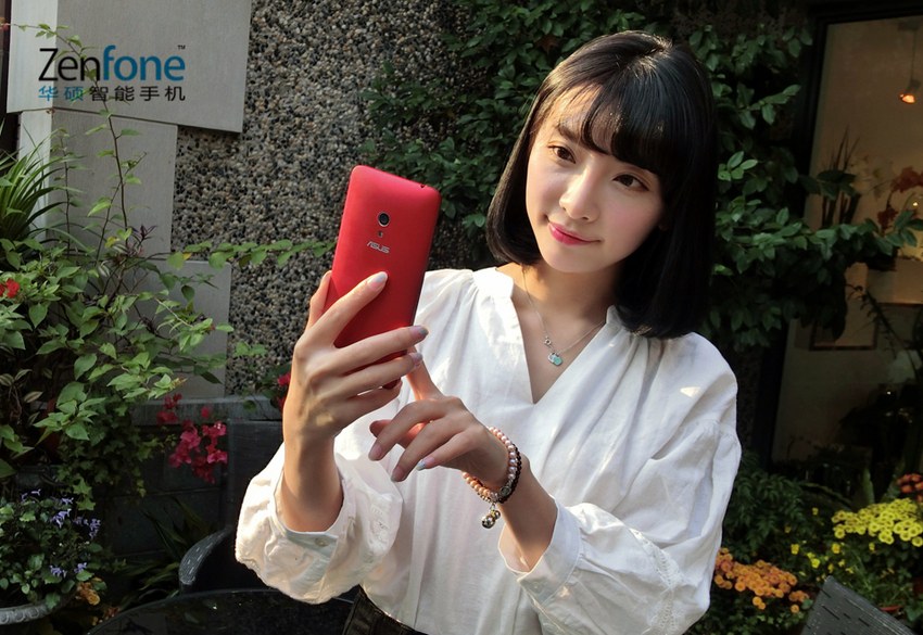 坚如磐石设计 华硕ZenFone5 4G版美女图赏_7