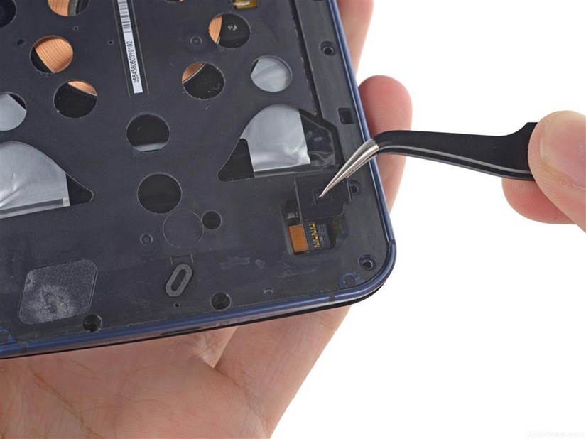 Nexus 6做工怎么样 Nexus 6拆解图赏(13/34)