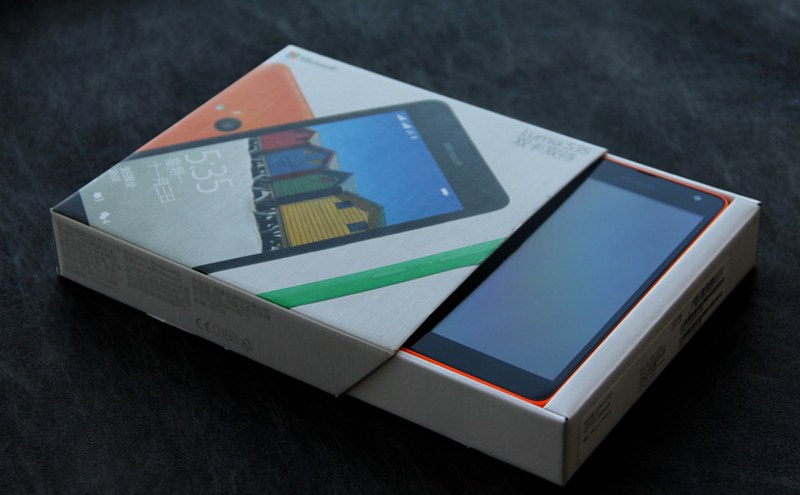 首款微软品牌WP8.1手机 微软Lumia 535开箱图赏_4