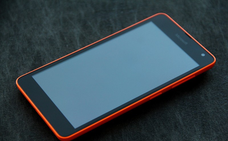 首款微软品牌WP8.1手机 微软Lumia 535开箱图赏_9