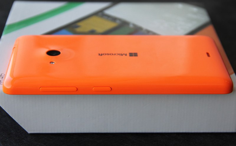 首款微软品牌WP8.1手机 微软Lumia 535开箱图赏(17/20)