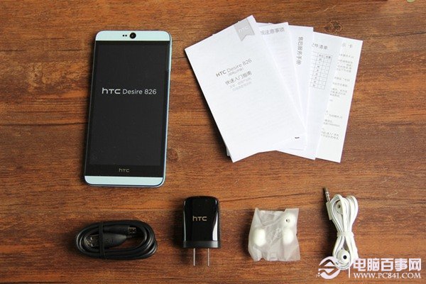HTC Desire 826真机及其配件