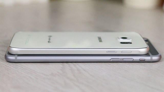三星S6和iPhone6 Plus侧面对比