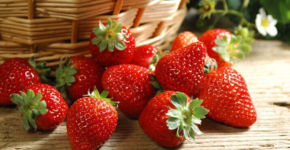 最佳草莓清洗方法