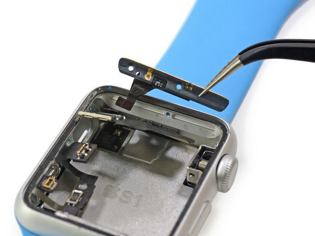 Apple Watch天线拆卸图解